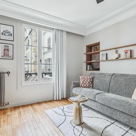 Apartment Magnificent Flat - 2br-6p - Champs Elysees Paris