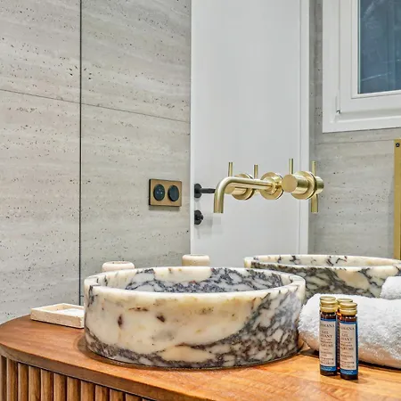 Magnificent Flat - 2br-6p - Champs Elysees Apartment Paris